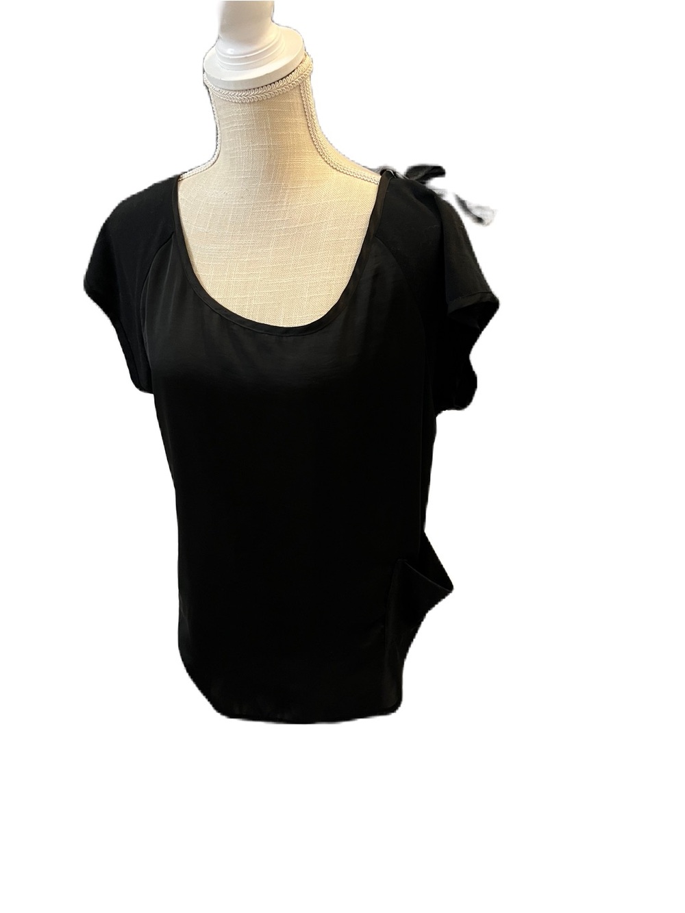 Women’s XL Black Short Sleeve Scoop Neck Blouse with Side Tie - Picture 2 of 9